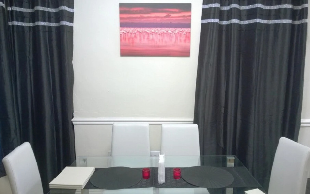 Queen Guest House