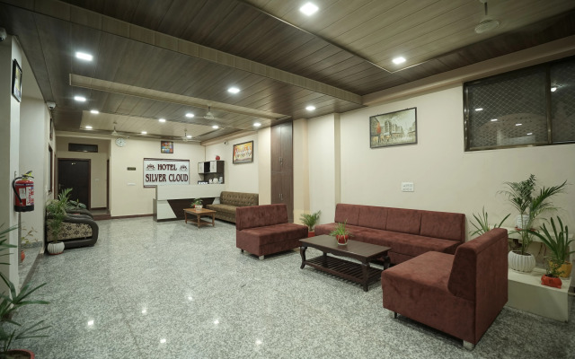 Hotel Silver Cloud