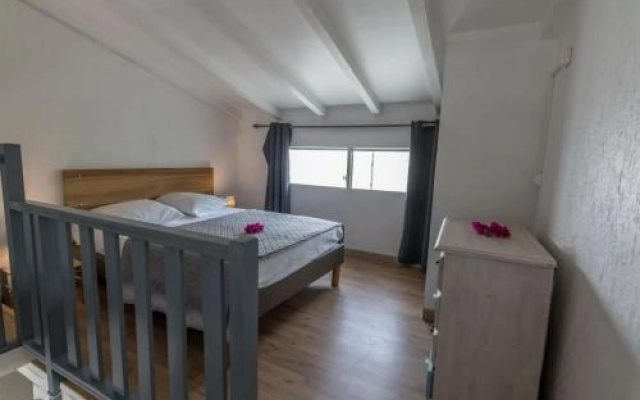 Superbe studio en duplex, vue sur mer et piscine