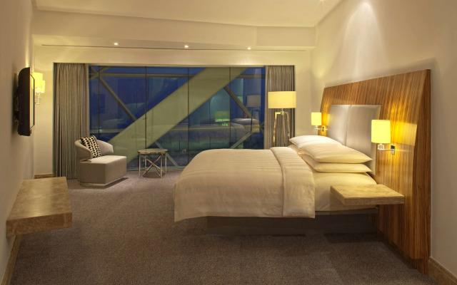 Andaz Capital Gate Abu Dhabi, By Hyatt