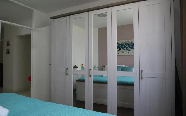 Joop Apartment
