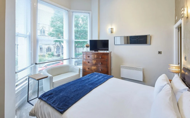 Host Stay Three Bays