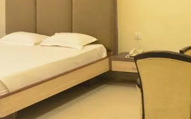 Pandit Mool Raj Residency