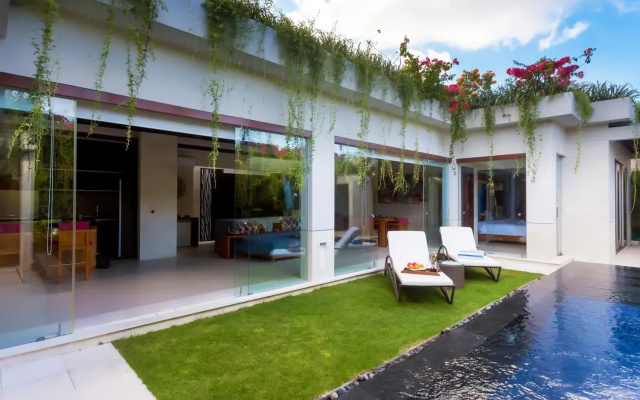 Villa by the Beach