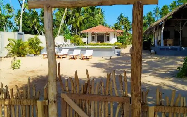 Sleeping Elephant Beach Resort