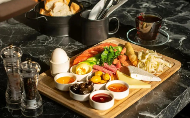 Hotel Bossuite Business
