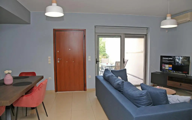 2 Bedroom Apartment near the Athens Airport, Spata