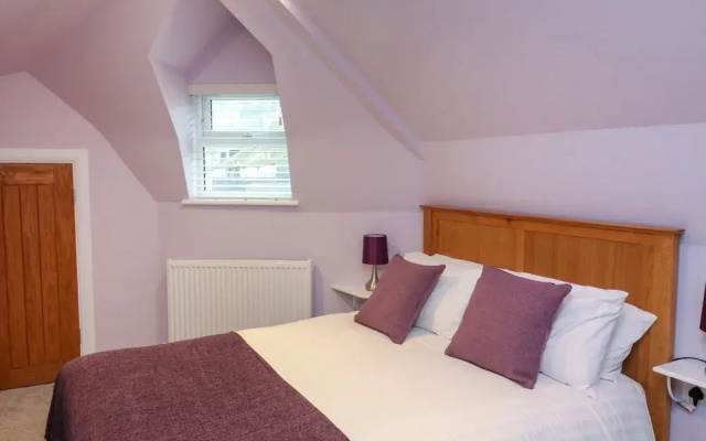 Denning Cottage