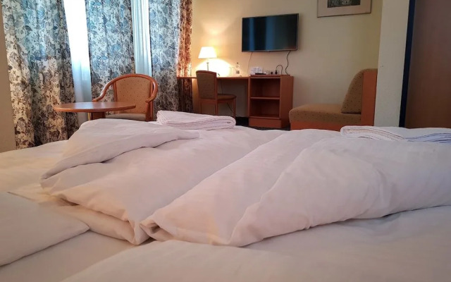 Hotel Altberesinchen