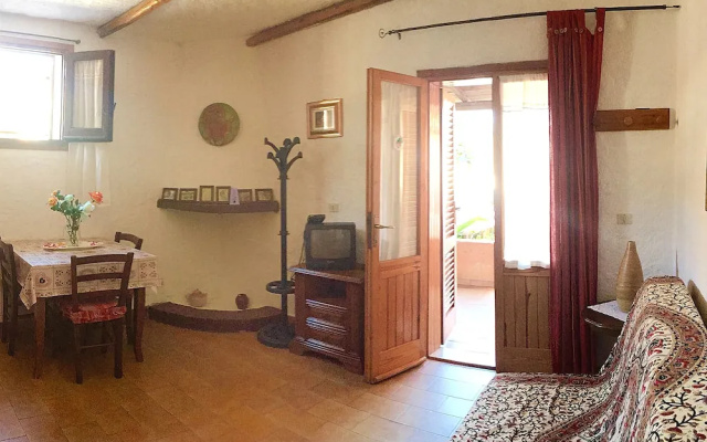Rose Apartment I