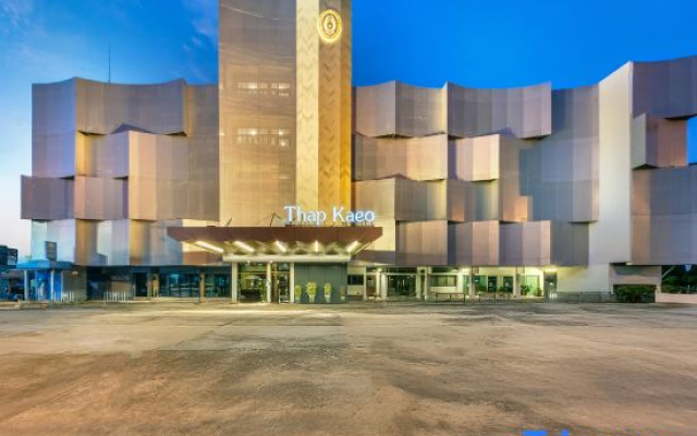 Thap Kaeo Poshtel City Center Korat