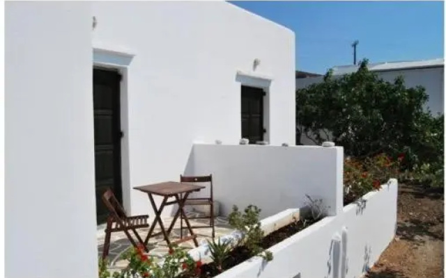 Elenis Studios