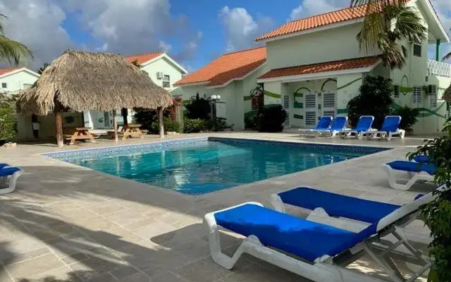 Blue Lagoon Apartment