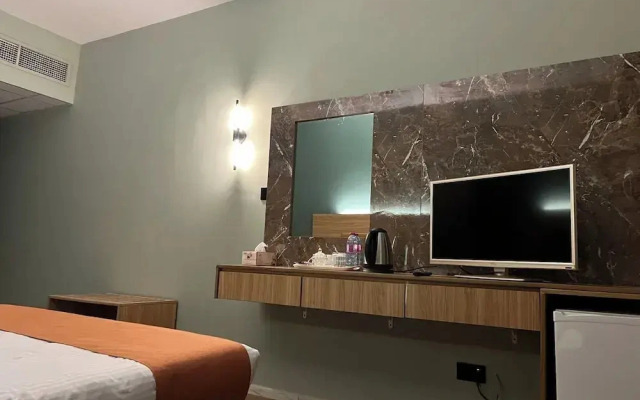 Aygro Hotel