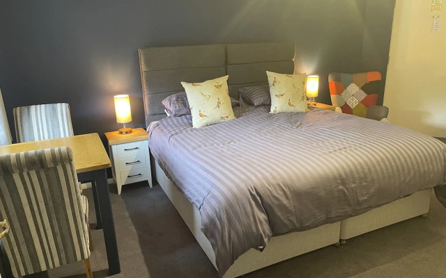 Village Limits Bed & Breakfast Accommodation