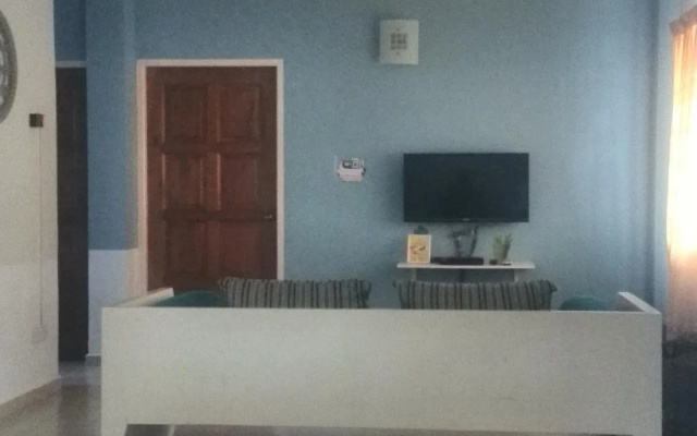 Abang Adik Service Suite Hotel Melaka