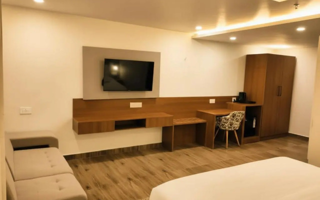 EcoXpress Satva Varanasi - Kitchen With No-Onion No-Garlic