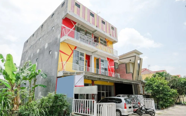 SPOT ON 2387 Bukit Cemara Tidar Family