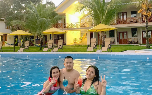 Hotel Laguna Azul