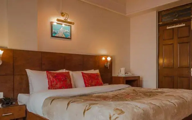 Tripvillas @ Shangrila Regency