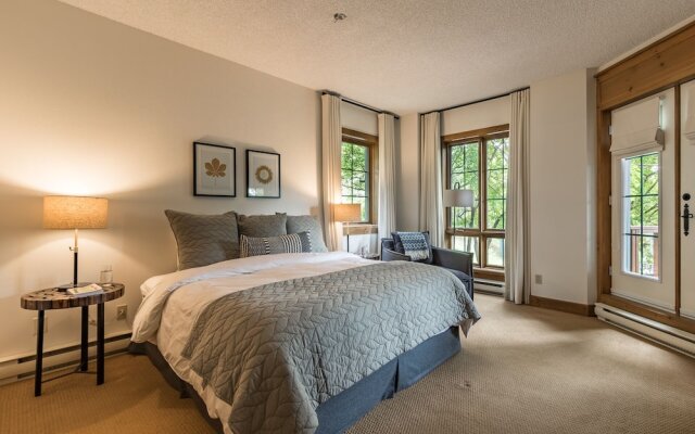 Equinoxe by Tremblant Platinum