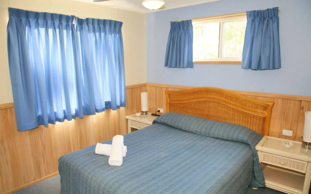 Surf Beach Holiday Park