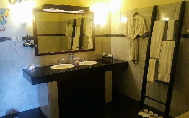 Bali Paradise Hotel Boutique Resort