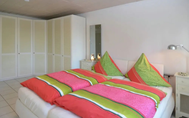 Flat With Mountain Views in Welferode