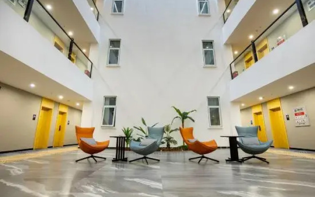 Aide Pinyue Hotel (Hebi Railway Station Branch)