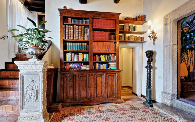 Town House - TreasureRome Collection