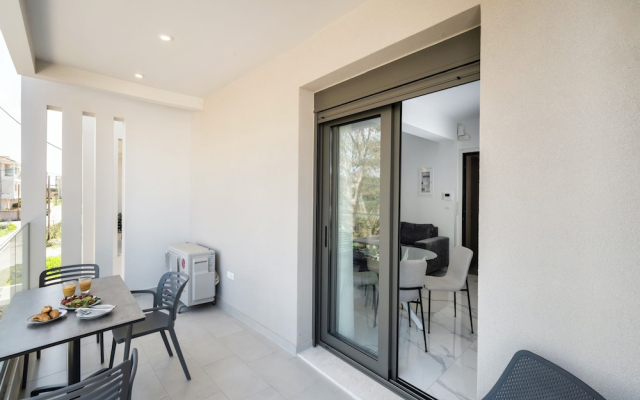 Urban Nest Collection Modern CityLiving
