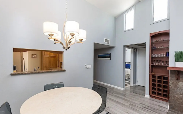 Bluebell Retreat 2BR by Casago