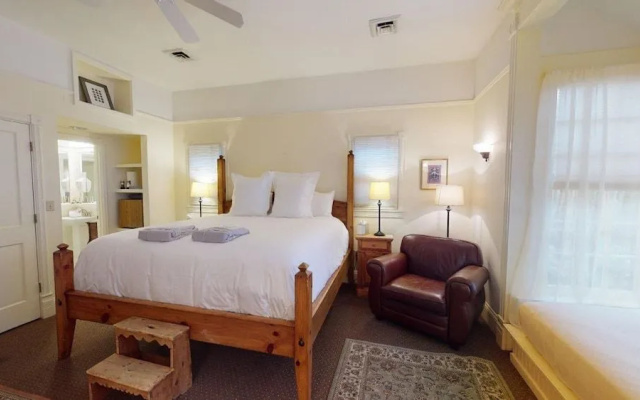 Preston Suite #8