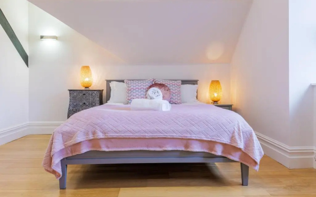 Cunsey, Penthouse Apartment Windermere