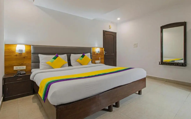Itsy Hotels Peak View, 300 Mts From Mall Road
