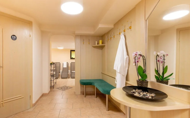Pleasant Apartment in Langenfeld With Garden