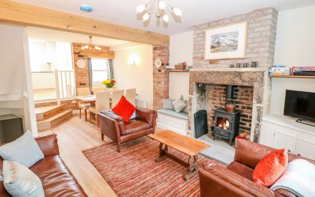 Wyebrow Cottage