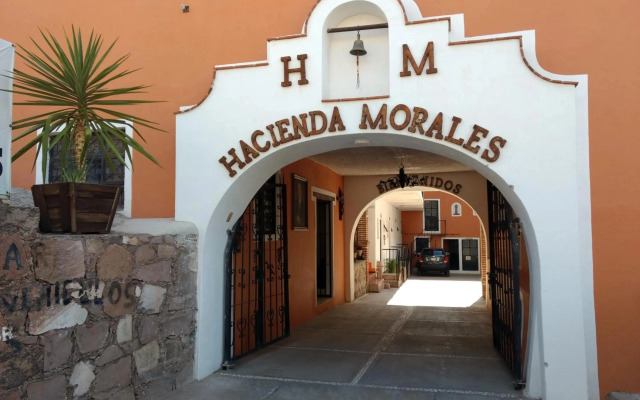 Hotel Hacienda Morales.
