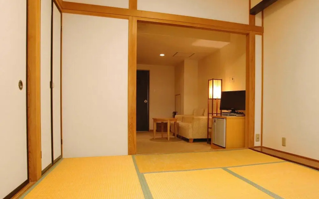OYO 44580 Hotel Sunshine