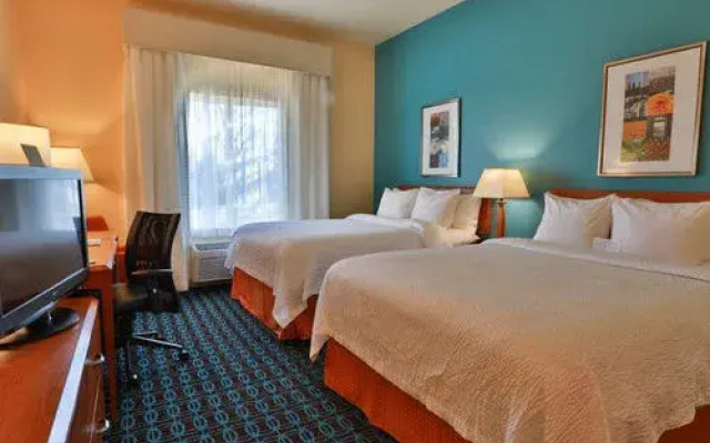 Fairfield Inn & Suites Burlington