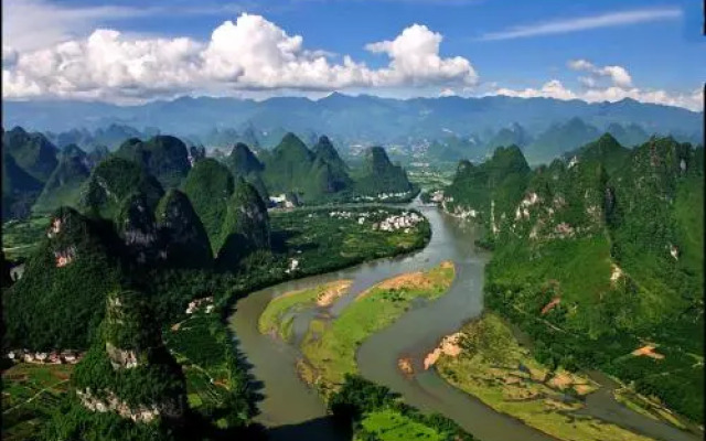 Yangshuo Xingping Island Resort