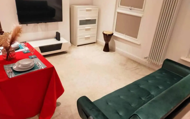 Stylish 1 Bedroom Flat for 3 Guest