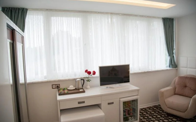 Hermias Marin Hotel
