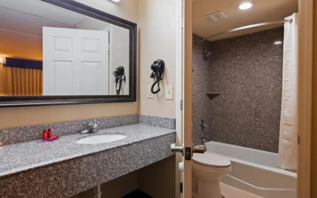 Travelodge Tupelo