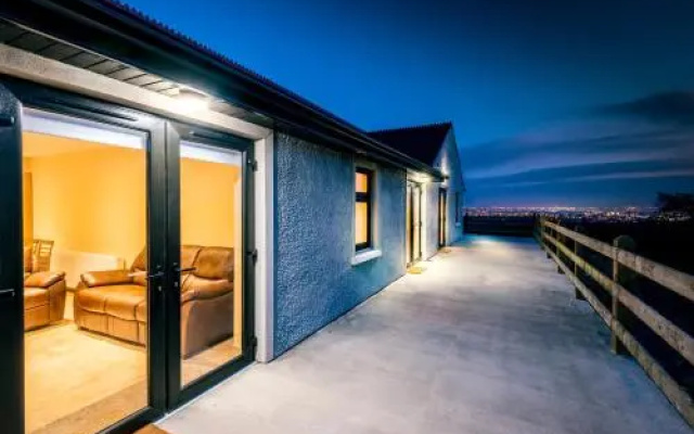 Elagh Cottages
