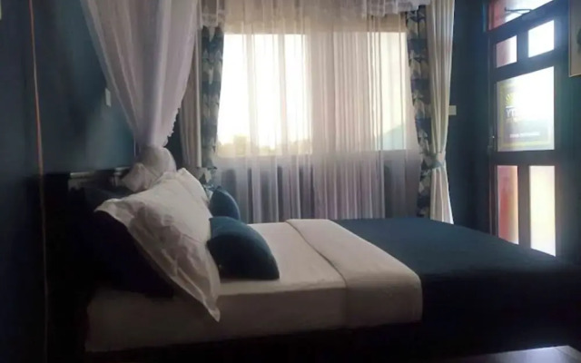 Sun City Amuzement Park Hotel Soroti