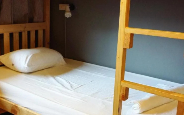 IDeer Hostel