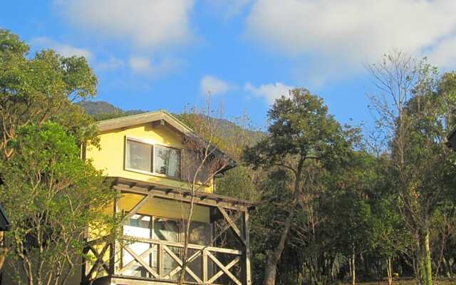 Отель Yakushima South Village Якусима вид на фасад