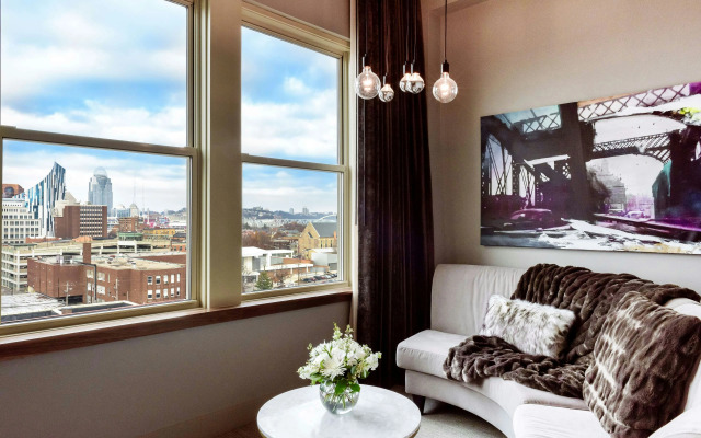 Hotel Covington Cincinnati Riverfront