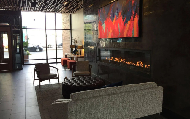 Apartments in Watermark Seaport by LYX